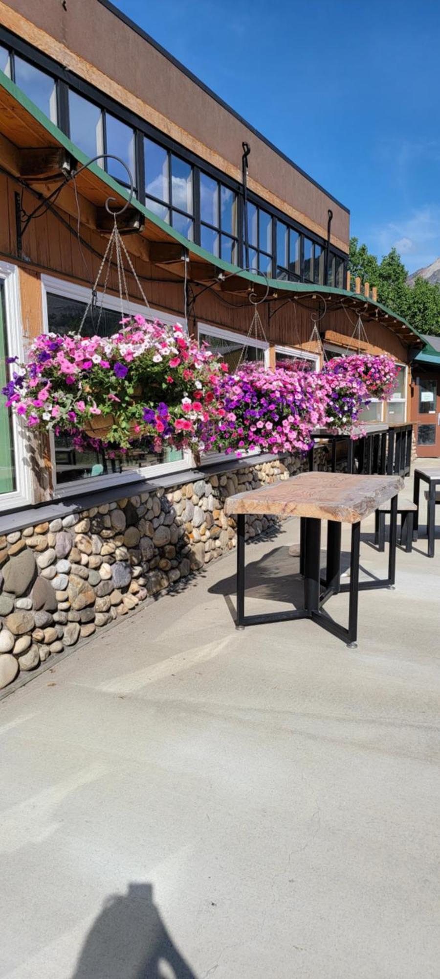 Waterton Lakes Lodge Resort Dış mekan fotoğraf