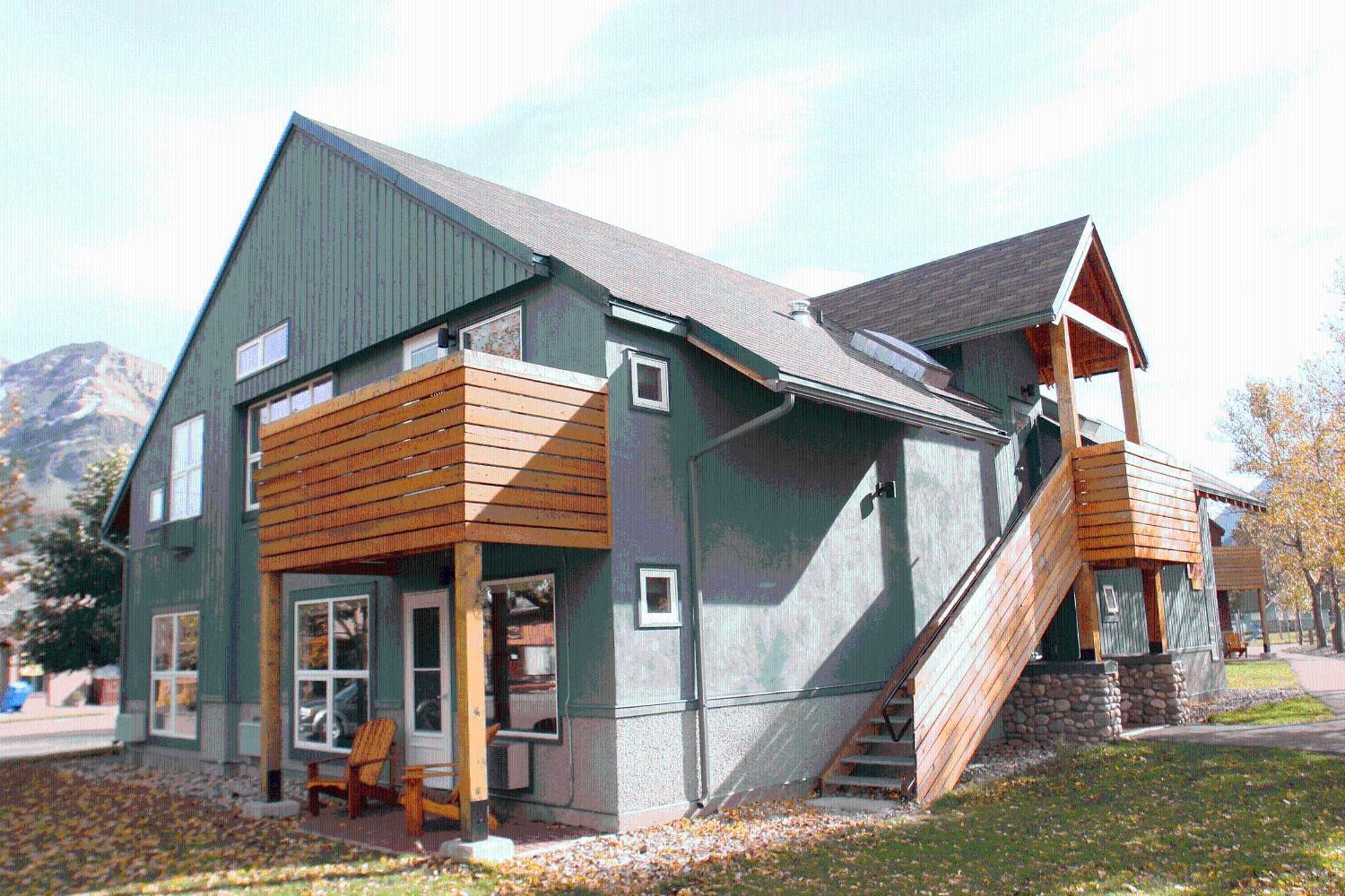 Waterton Lakes Lodge Resort Dış mekan fotoğraf