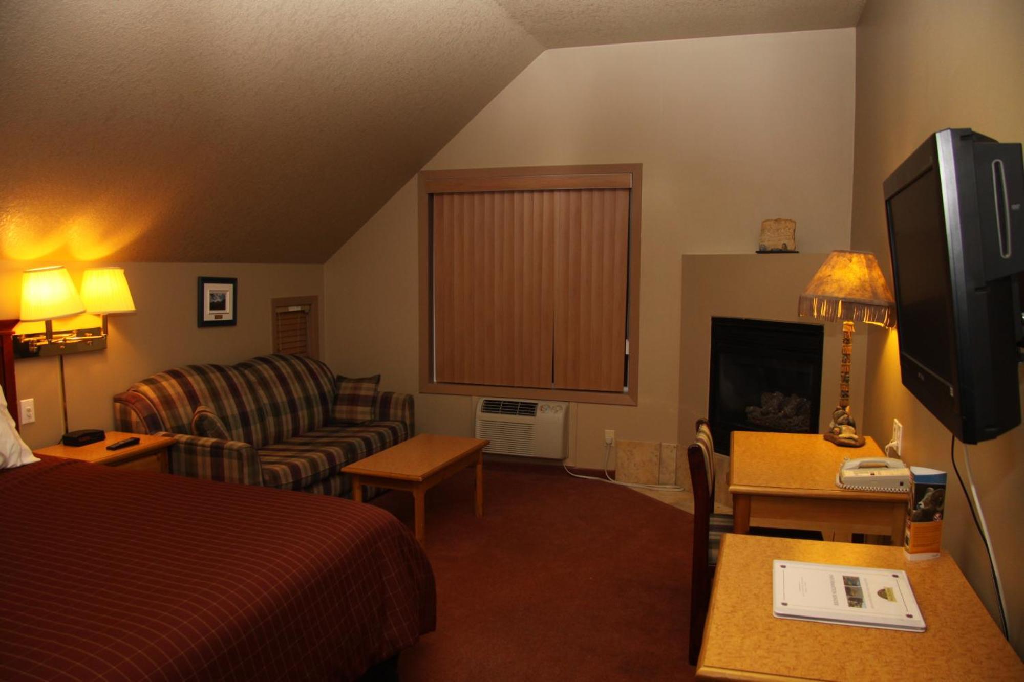 Waterton Lakes Lodge Resort Dış mekan fotoğraf